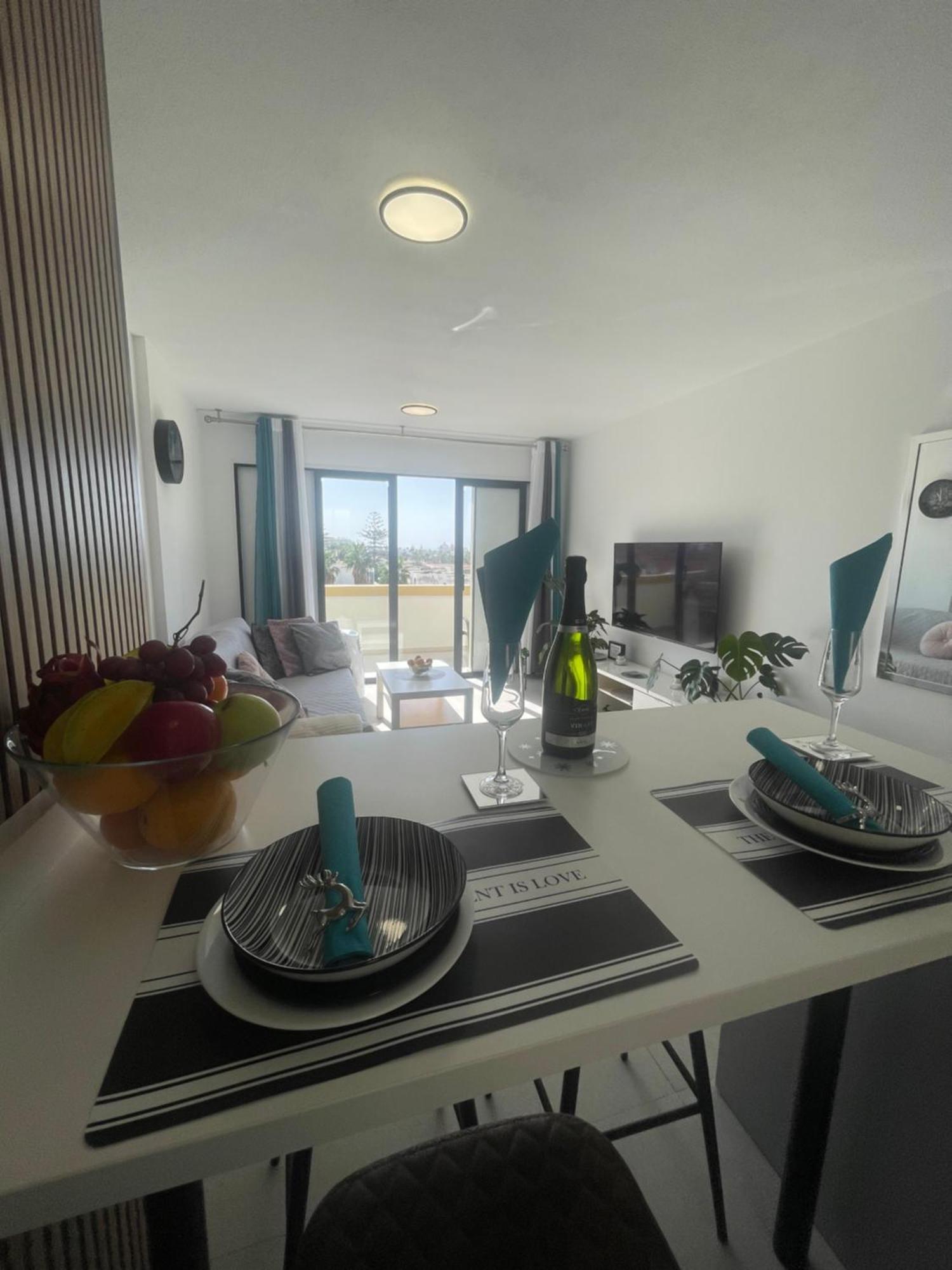 Royal View Apartment - Playa De Las Americas Ngoại thất bức ảnh